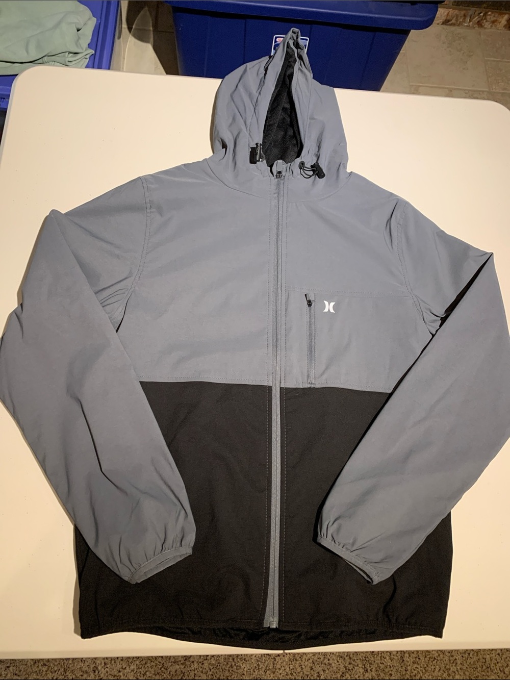 Hurley Men's Two-Tone Hooded Jacket in Gray and Black